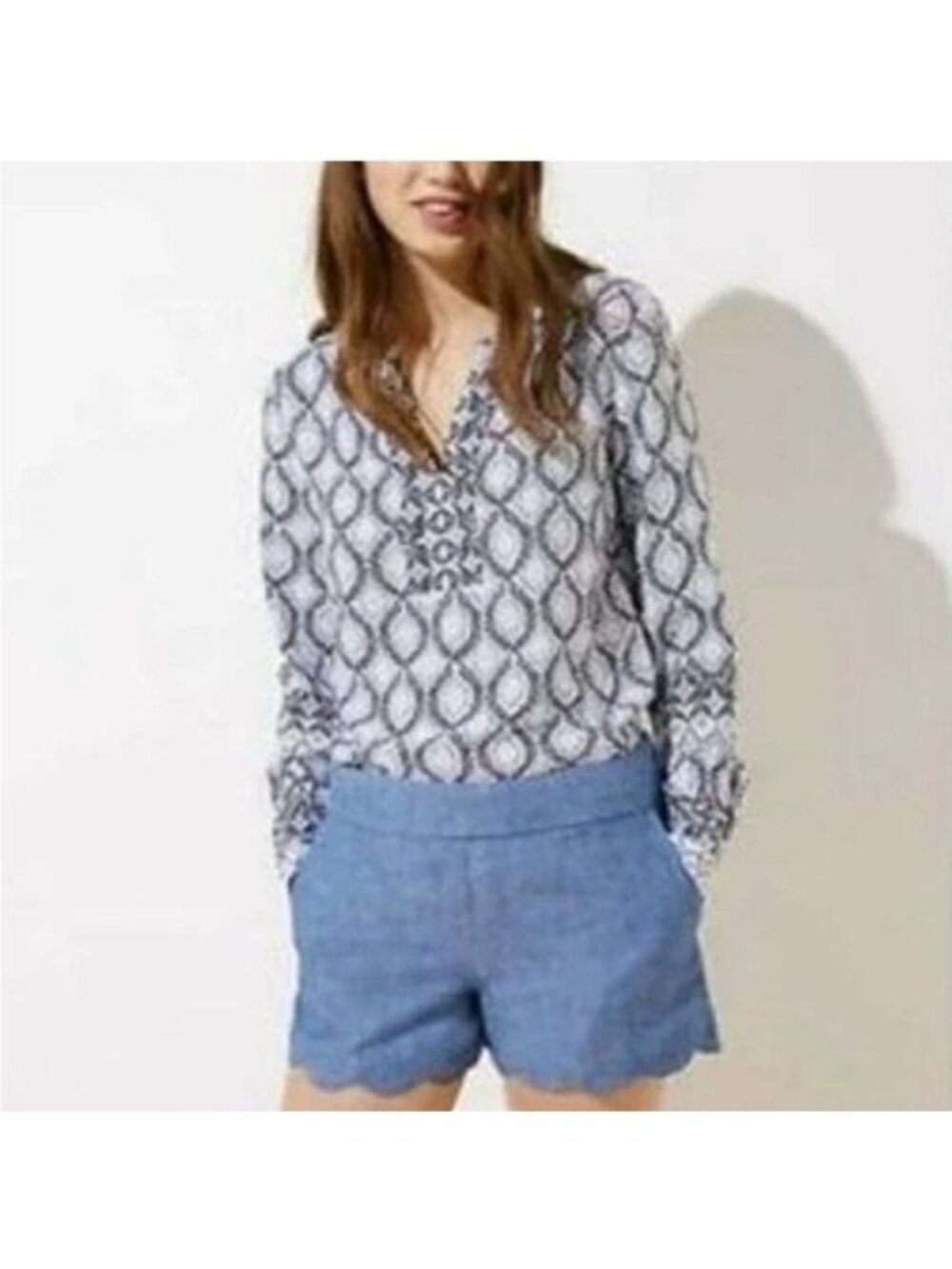 The Riviera Short Chambray Scalloped Hem Womens Size 12 Loft